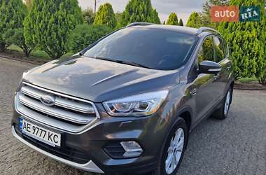 Внедорожник / Кроссовер Ford Kuga 2019 в Петриковке