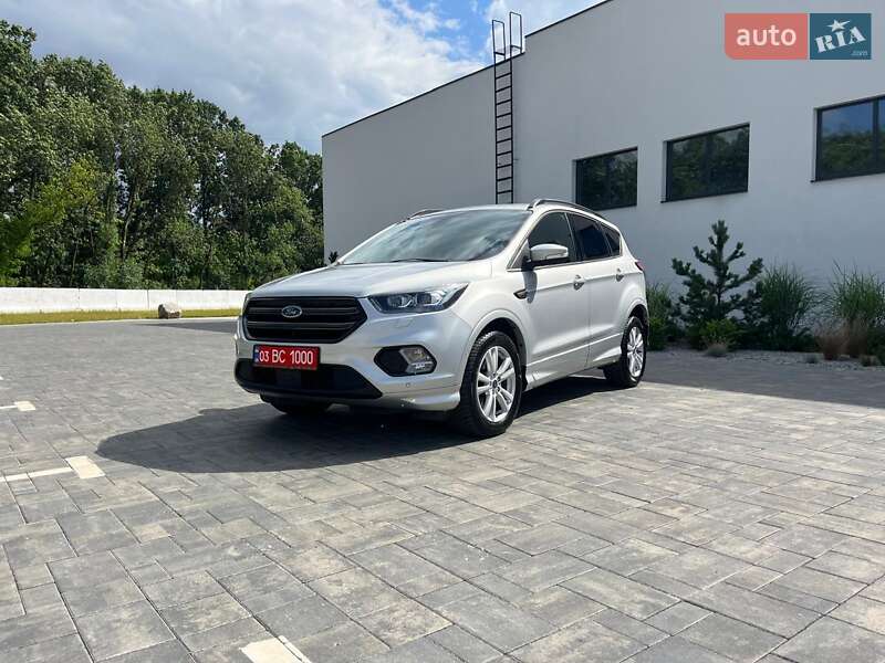 Внедорожник / Кроссовер Ford Kuga 2019 в Луцке