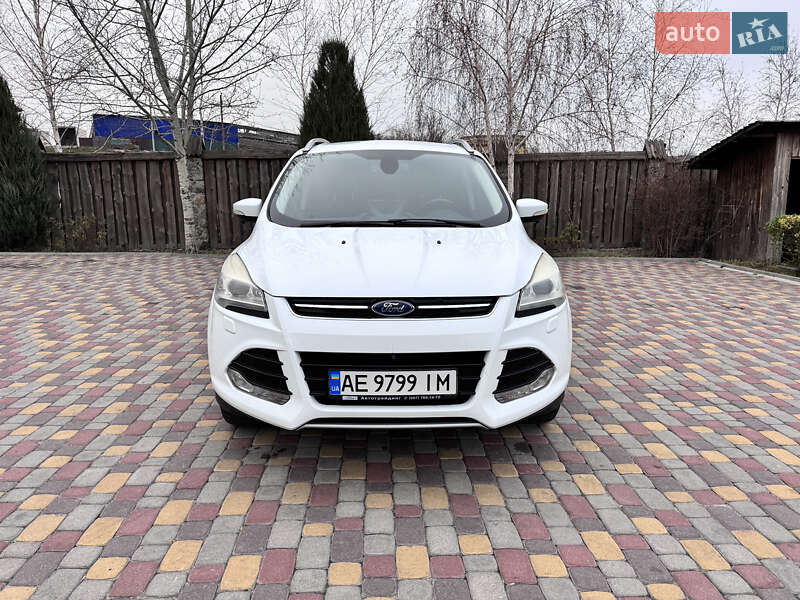 Внедорожник / Кроссовер Ford Kuga 2013 в Павлограде