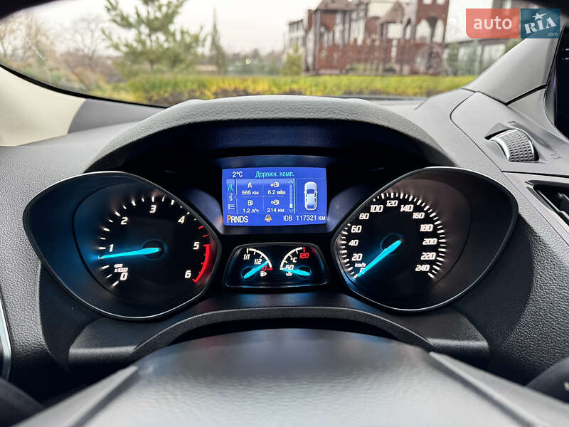 Внедорожник / Кроссовер Ford Kuga 2013 в Павлограде