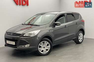 Позашляховик / Кросовер Ford Kuga 2015 в Києві