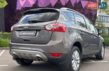 Внедорожник / Кроссовер Ford Kuga 2012 в 