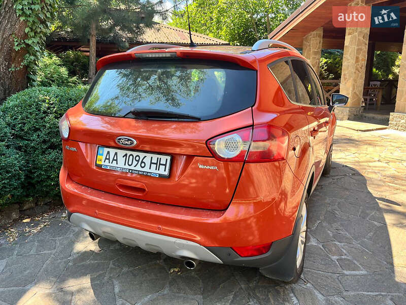 Внедорожник / Кроссовер Ford Kuga 2012 в Киеве