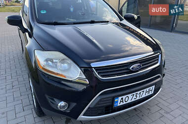 Внедорожник / Кроссовер Ford Kuga 2010 в 
