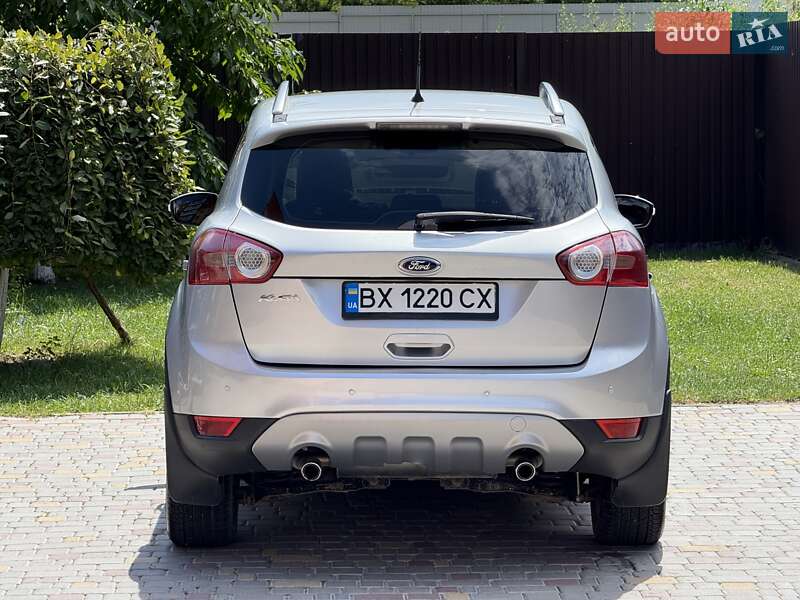 Внедорожник / Кроссовер Ford Kuga 2012 в Каменец-Подольском
