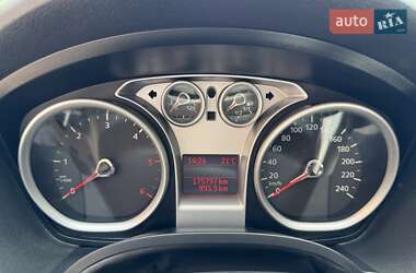 Внедорожник / Кроссовер Ford Kuga 2012 в 