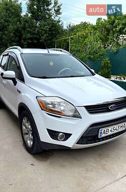 Внедорожник / Кроссовер Ford Kuga 2010 в 
