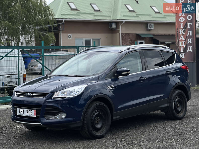 Внедорожник / Кроссовер Ford Kuga 2016 в Ужгороде