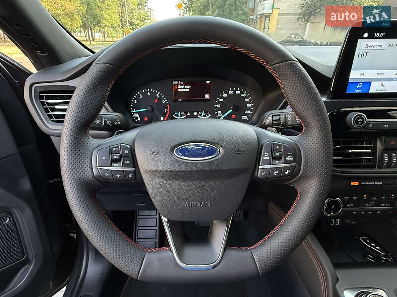 Внедорожник / Кроссовер Ford Kuga 2023 в Николаеве