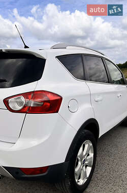 Внедорожник / Кроссовер Ford Kuga 2011 в 