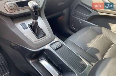 Внедорожник / Кроссовер Ford Kuga 2012 в 