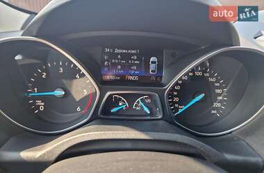 Внедорожник / Кроссовер Ford Kuga 2019 в 