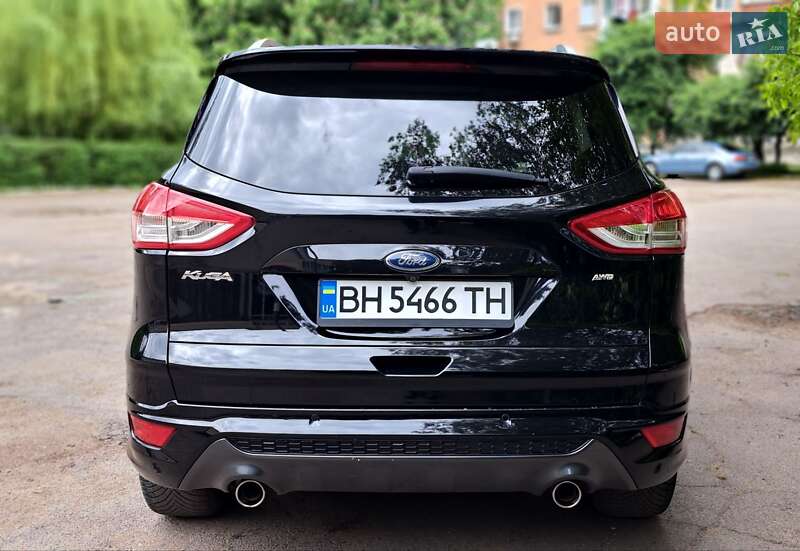 Внедорожник / Кроссовер Ford Kuga 2016 в Подольске