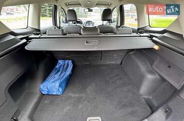 Внедорожник / Кроссовер Ford Kuga 2019 в 