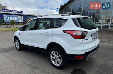 Внедорожник / Кроссовер Ford Kuga 2019 в 