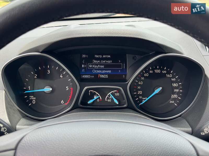 Позашляховик / Кросовер Ford Kuga 2019 в Києві