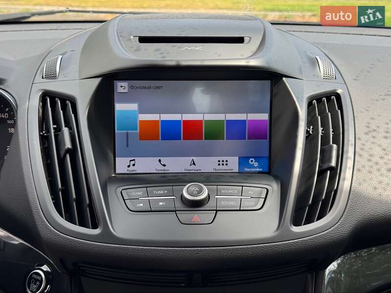 Позашляховик / Кросовер Ford Kuga 2019 в Києві