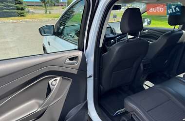 Внедорожник / Кроссовер Ford Kuga 2019 в 