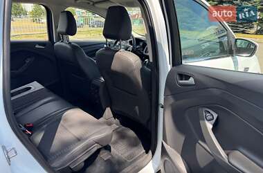 Внедорожник / Кроссовер Ford Kuga 2019 в 