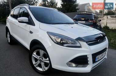 Внедорожник / Кроссовер Ford Kuga 2013 в 