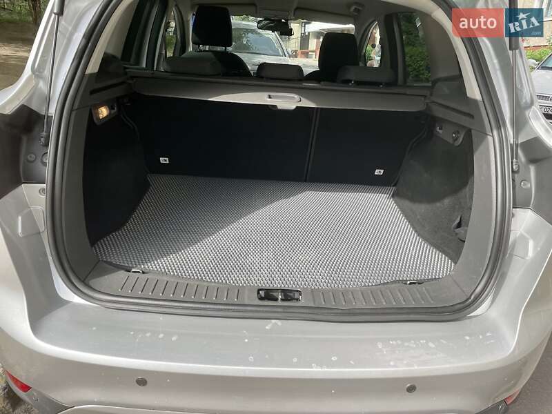 Внедорожник / Кроссовер Ford Kuga 2011 в Ровно