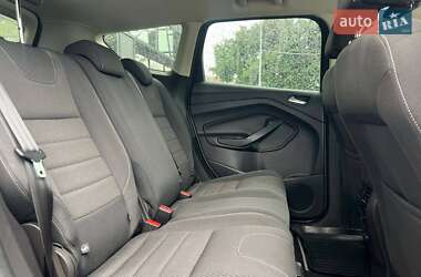 Внедорожник / Кроссовер Ford Kuga 2013 в 