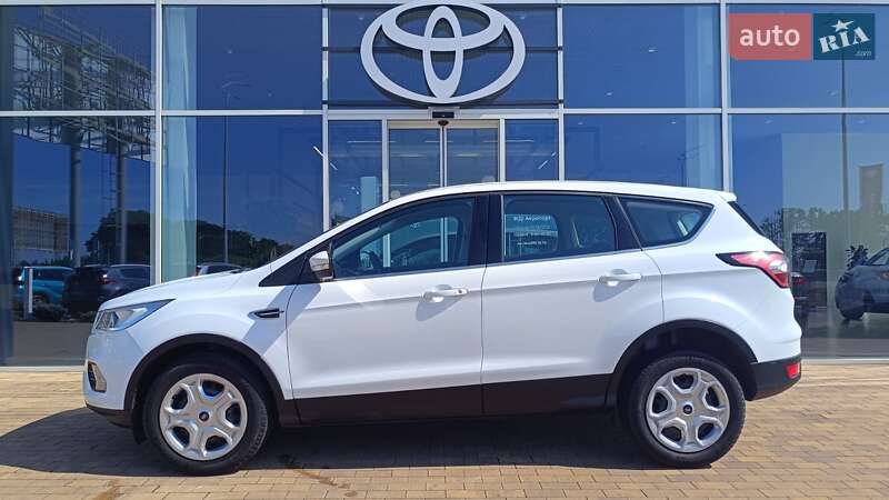 Внедорожник / Кроссовер Ford Kuga 2018 в Киеве