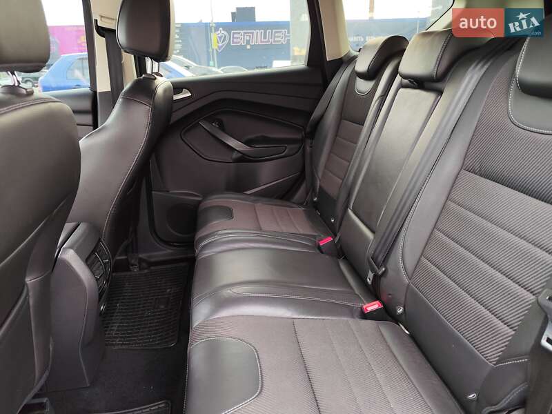 Внедорожник / Кроссовер Ford Kuga 2014 в Киеве