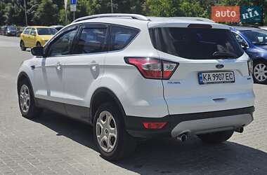 Внедорожник / Кроссовер Ford Kuga 2019 в 