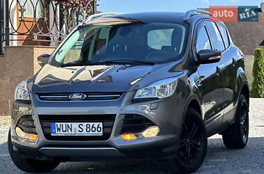 Внедорожник / Кроссовер Ford Kuga 2013 в 