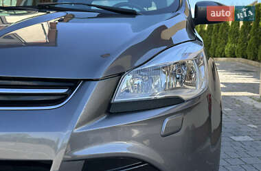 Внедорожник / Кроссовер Ford Kuga 2013 в 