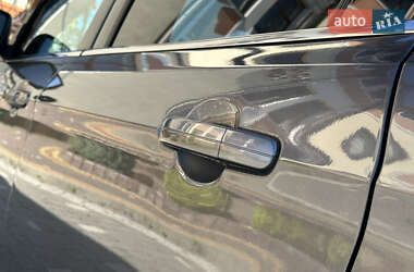 Внедорожник / Кроссовер Ford Kuga 2013 в 