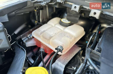 Внедорожник / Кроссовер Ford Kuga 2013 в 