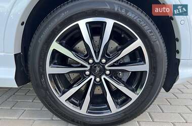 Внедорожник / Кроссовер Ford Kuga 2018 в 