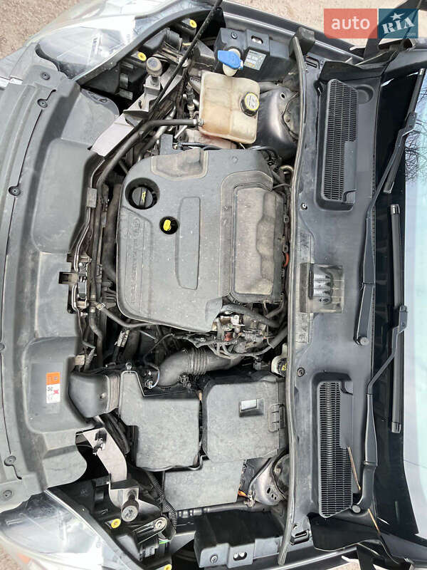 Позашляховик / Кросовер Ford Kuga 2011 в Сумах