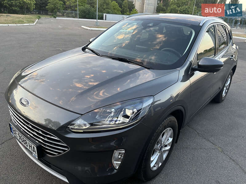 Внедорожник / Кроссовер Ford Kuga 2023 в Николаеве