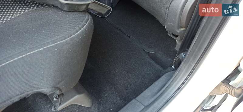 Позашляховик / Кросовер Ford Kuga 2013 в Бучі фото 27 Позашляховик / Кросовер Ford Kuga 2013 в Бучі