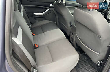 Внедорожник / Кроссовер Ford Kuga 2011 в 