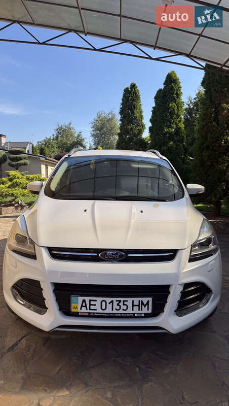 Внедорожник / Кроссовер Ford Kuga 2013 в Каменском