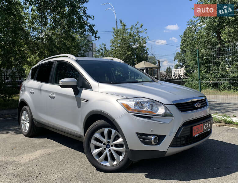 Внедорожник / Кроссовер Ford Kuga 2012 в Киеве