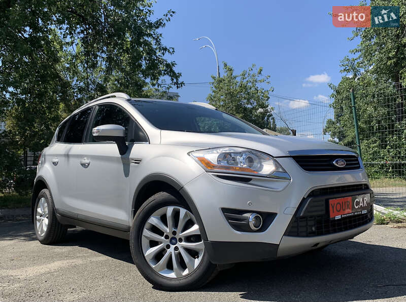 Внедорожник / Кроссовер Ford Kuga 2012 в Киеве