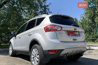 Внедорожник / Кроссовер Ford Kuga 2012 в 