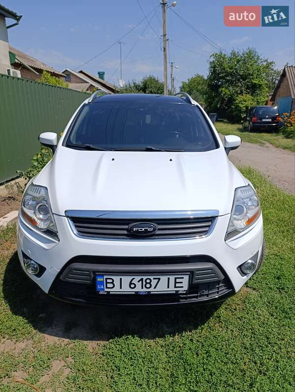 Позашляховик / Кросовер Ford Kuga 2012 в Миргороді