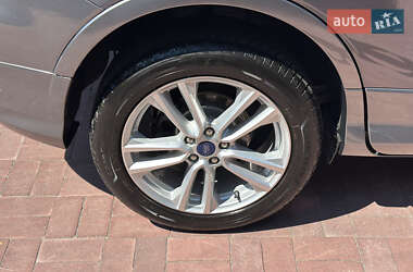Внедорожник / Кроссовер Ford Kuga 2014 в 