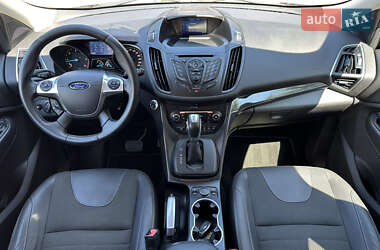 Внедорожник / Кроссовер Ford Kuga 2014 в 