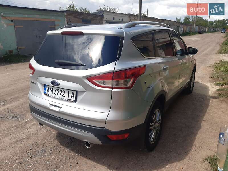 Внедорожник / Кроссовер Ford Kuga 2013 в Коростене