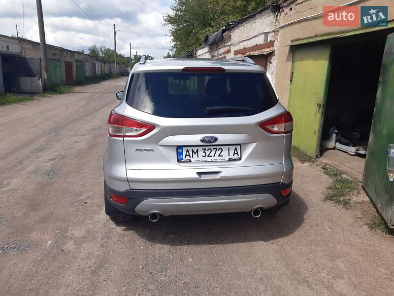 Внедорожник / Кроссовер Ford Kuga 2013 в Коростене