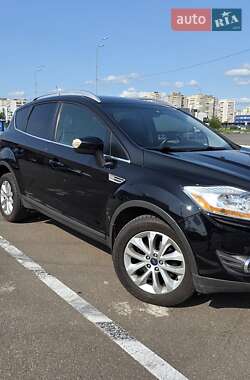 Внедорожник / Кроссовер Ford Kuga 2012 в Киеве