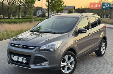 Позашляховик / Кросовер Ford Kuga 2013 в Києві