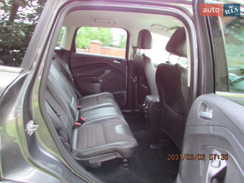 Внедорожник / Кроссовер Ford Kuga 2015 в Львове